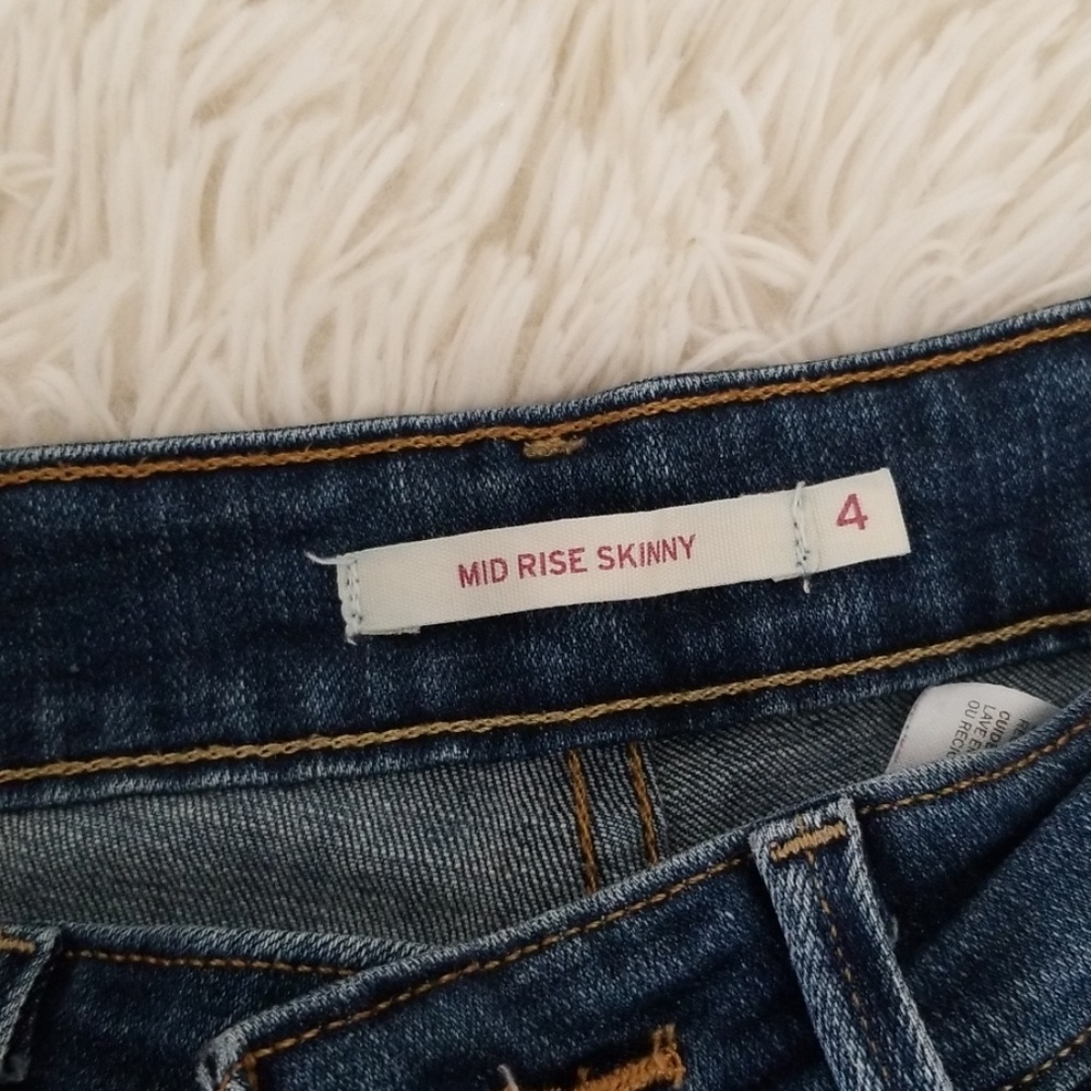 Jeans - Picture 2 of 3